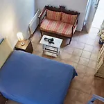 Lila Hotel